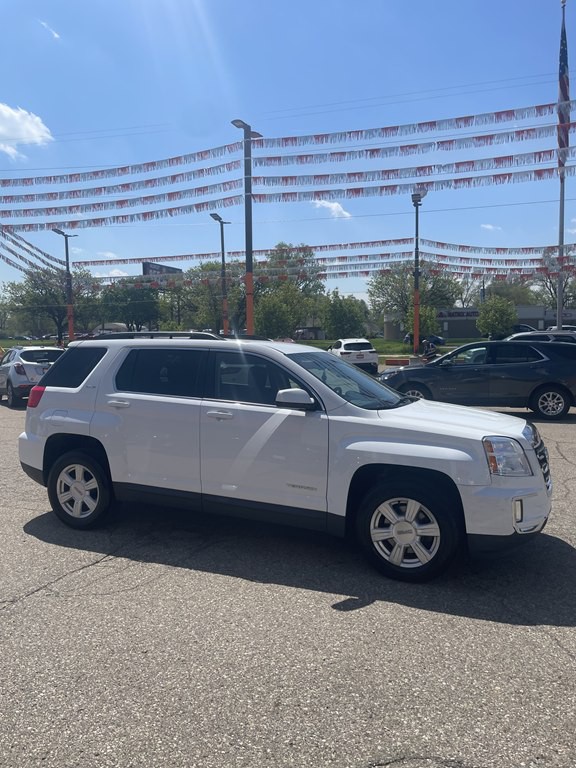 2016 GMC Terrain Image 3