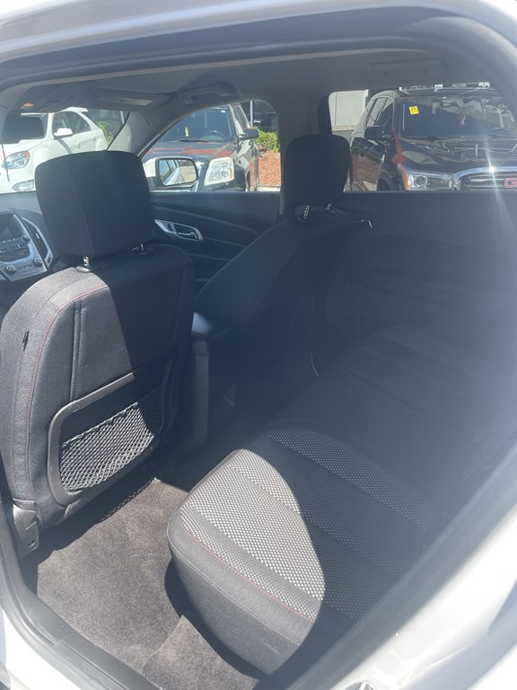 2016 GMC Terrain Image 8