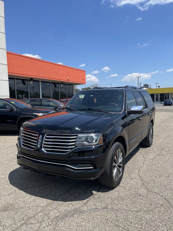 2017 Lincoln Navigator Image 4