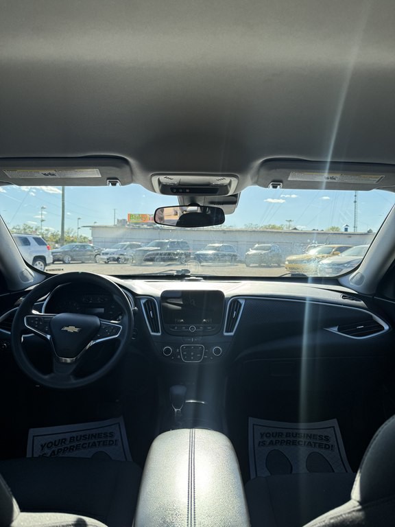 2023 Chevrolet Malibu Image 11