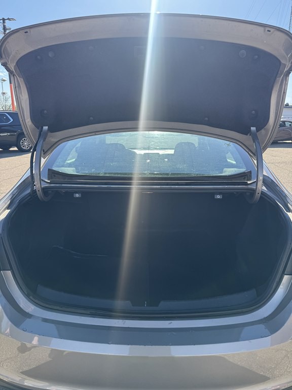 2023 Chevrolet Malibu Image 13