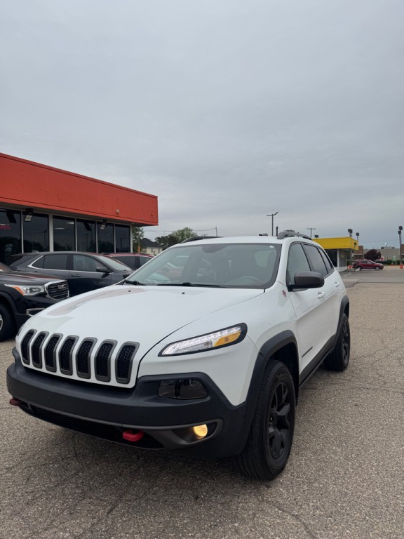 2016 Jeep Cherokee Image 2