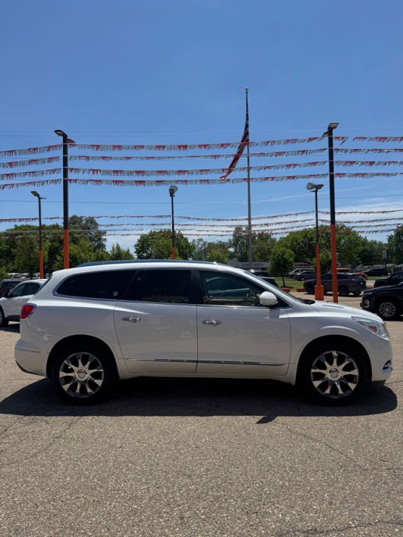 2017 Buick Enclave Image 5