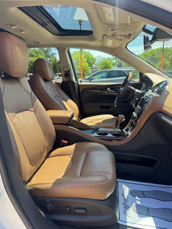 2017 Buick Enclave Image 10