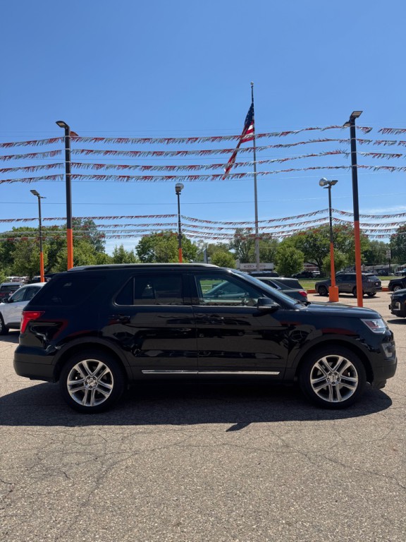 2016 Ford Explorer Image 5