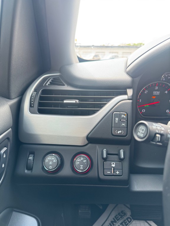 2016 GMC Yukon Image 12
