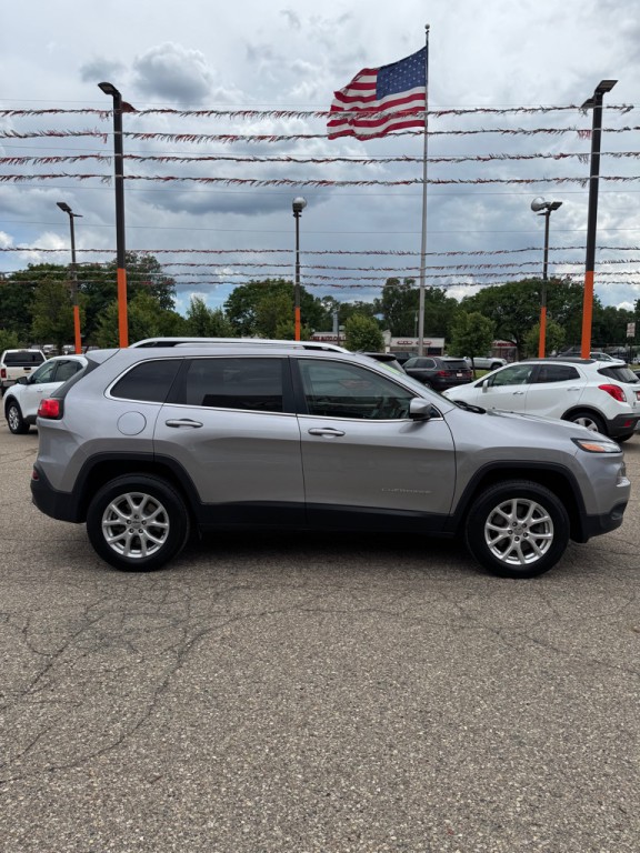 2018 Jeep Cherokee Image 5