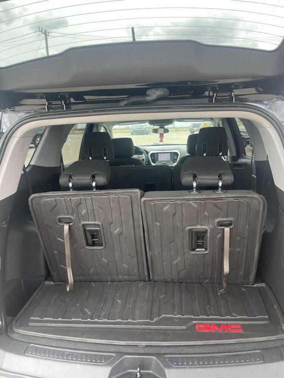 2019 GMC Acadia Image 8