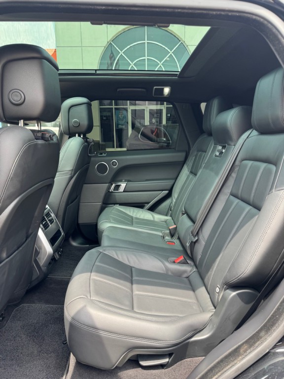 2021 Land Rover Range Rover Sport Image 17