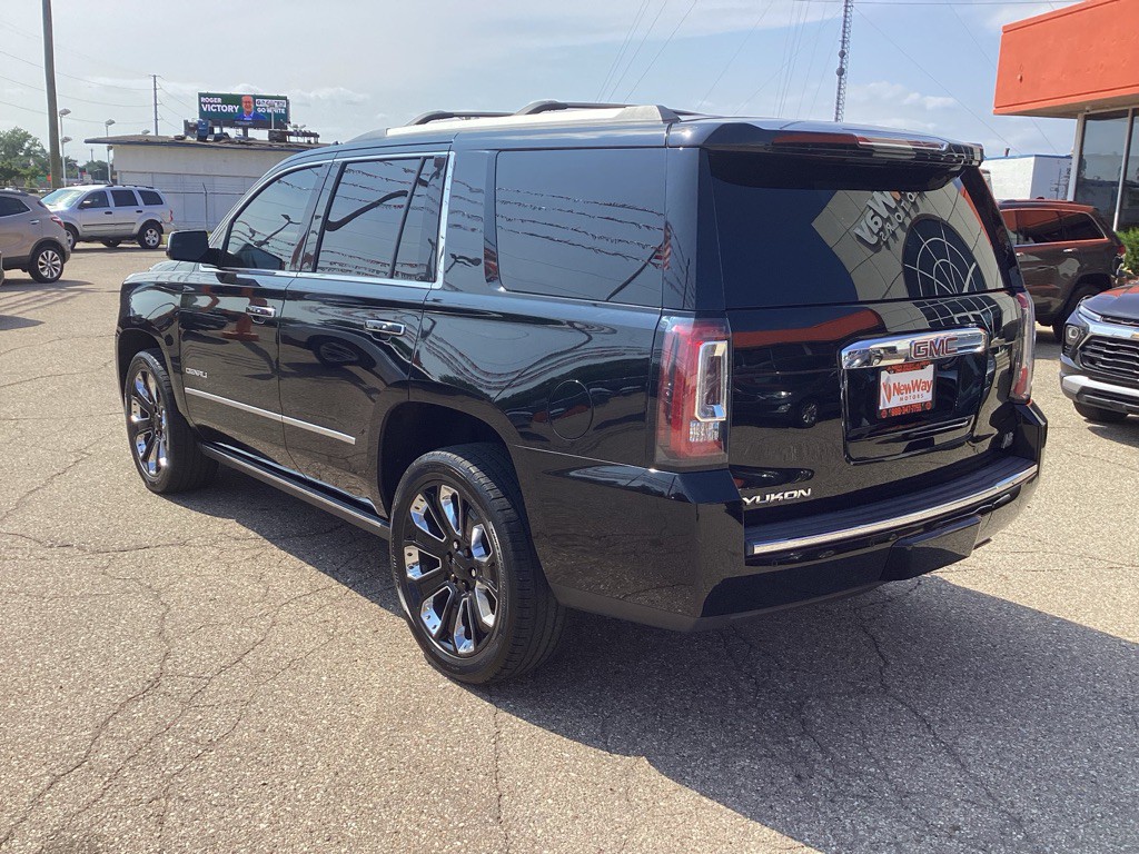 2018 GMC Yukon Image 9
