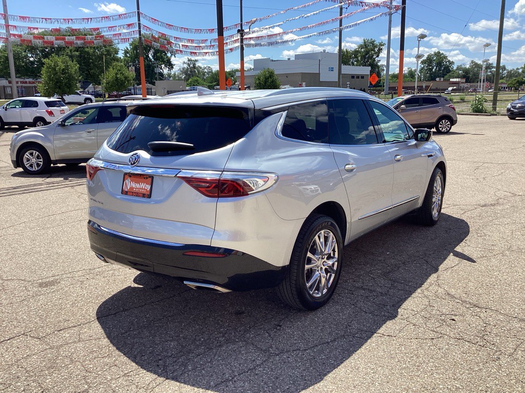 2022 Buick Enclave Image 7