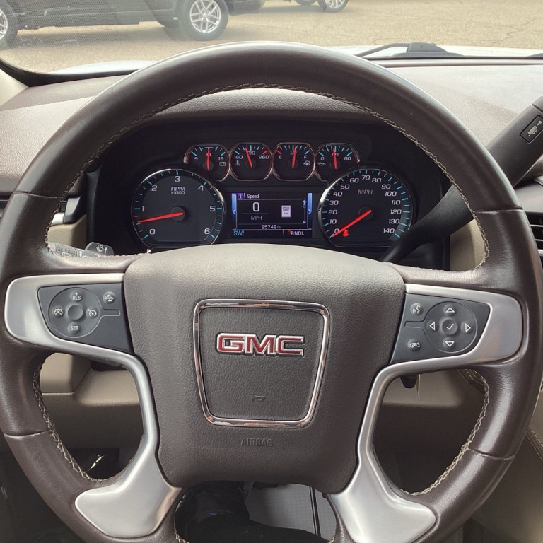 2020 GMC Yukon Image 16