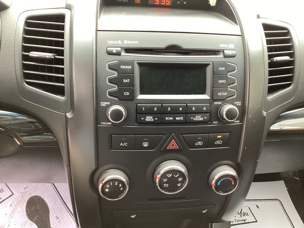 2012 Kia Sorento Image 16