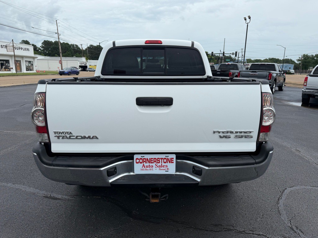 2013 Toyota Tacoma Image 8