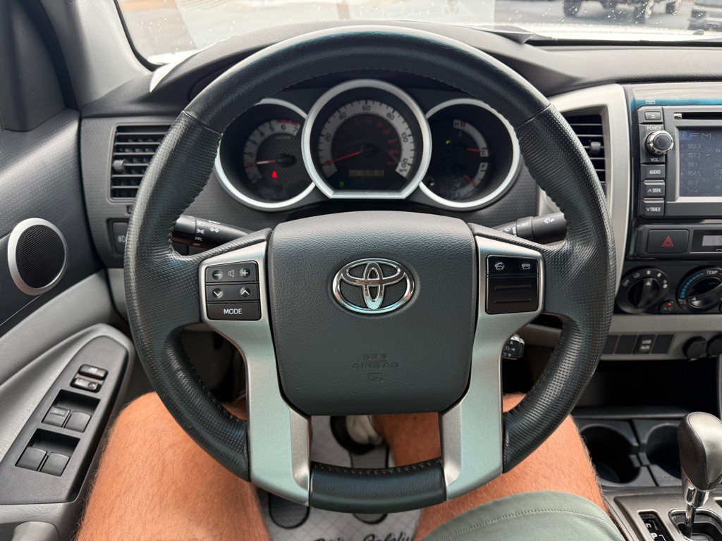 2013 Toyota Tacoma Image 14