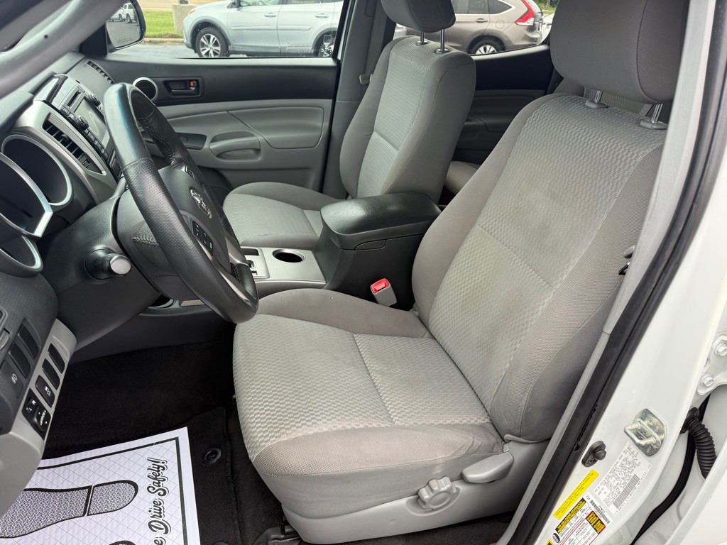 2013 Toyota Tacoma Image 15