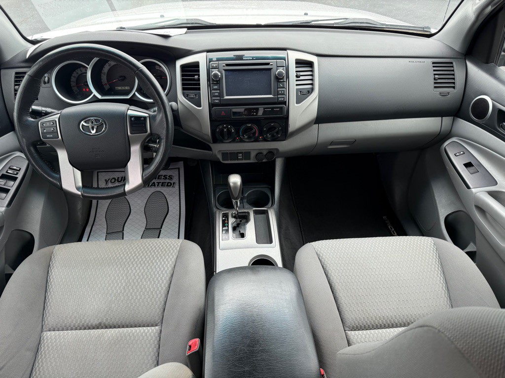 2013 Toyota Tacoma Image 19