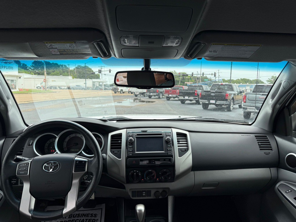 2013 Toyota Tacoma Image 20