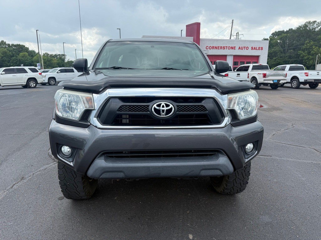 2015 Toyota Tacoma Image 3