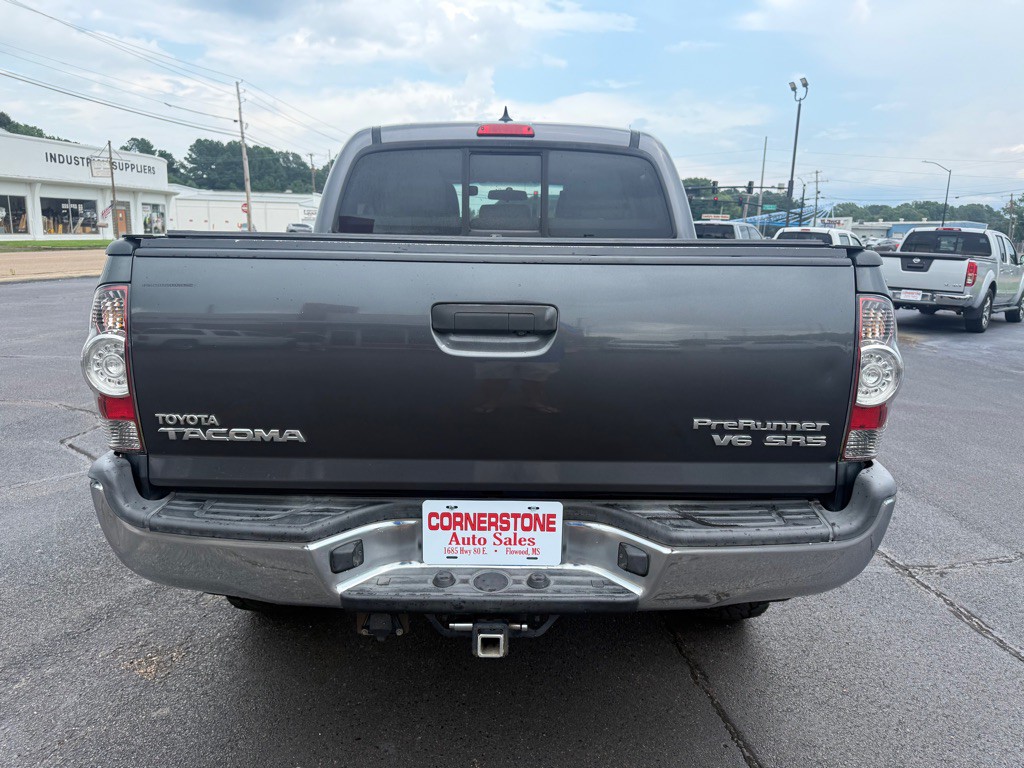 2015 Toyota Tacoma Image 7