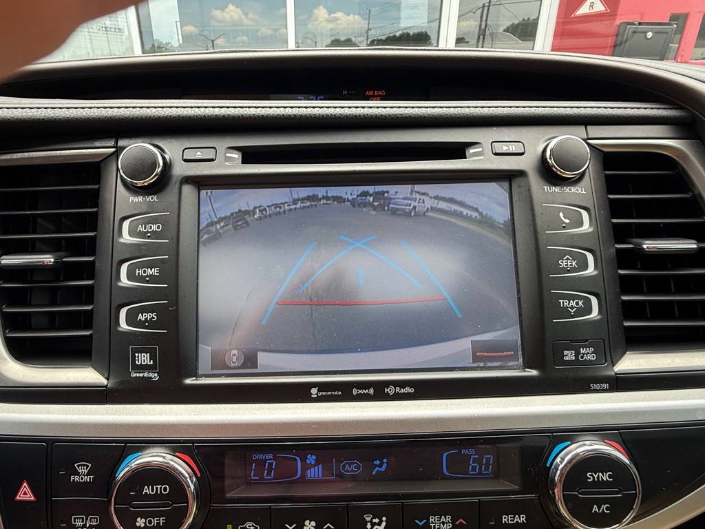 2019 Toyota Highlander Image 11