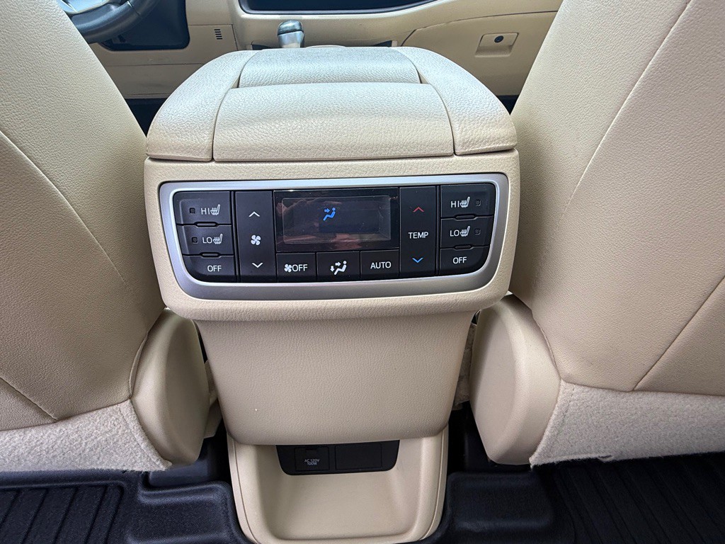 2019 Toyota Highlander Image 23