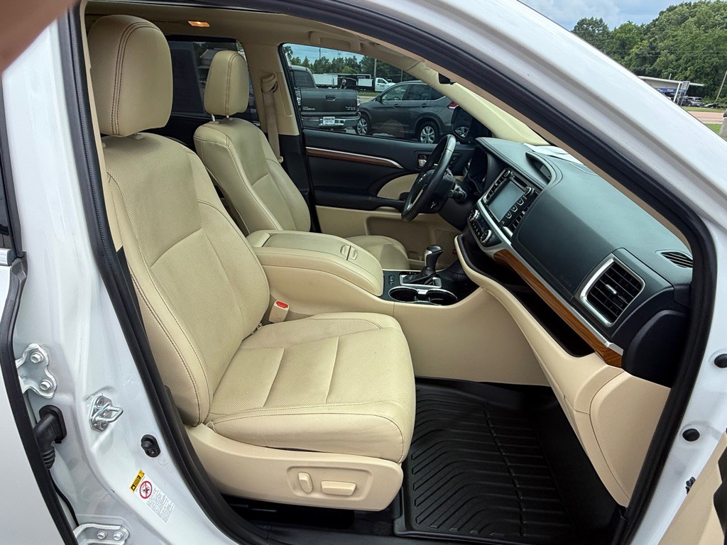 2019 Toyota Highlander Image 31