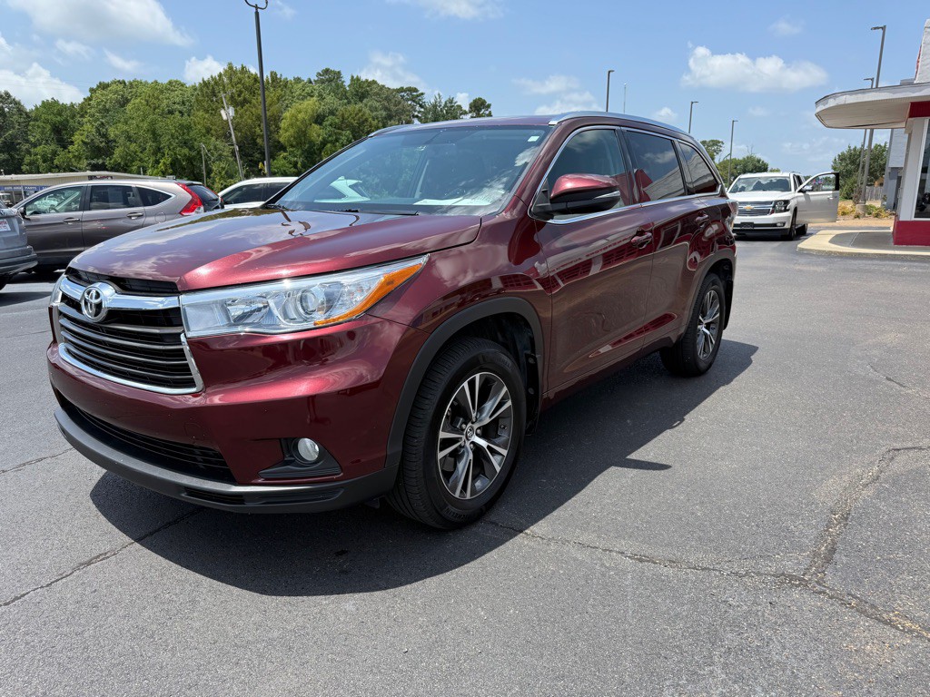 2016 Toyota Highlander Image 9