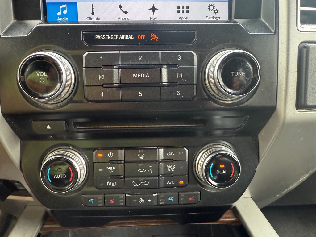 2016 Ford F-150 Image 11