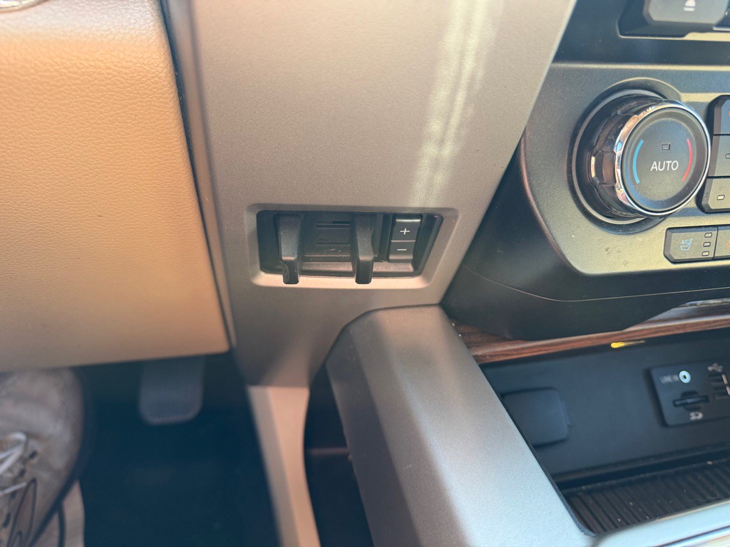 2015 Ford F-150 Image 15