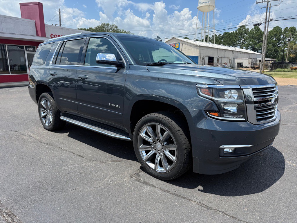 2019 Chevrolet Tahoe Image 3