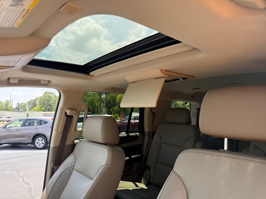 2019 Chevrolet Tahoe Image 16
