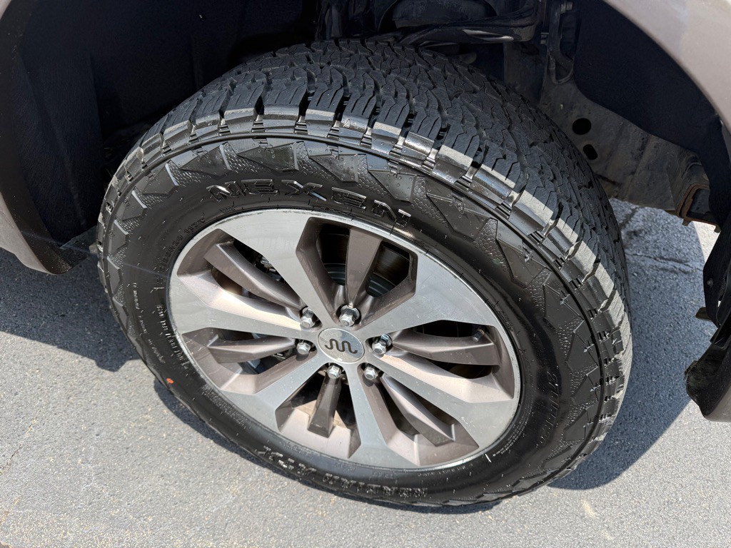 2016 Ford F-150 Image 9
