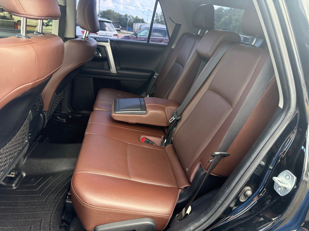 2019 Toyota 4Runner Image 16