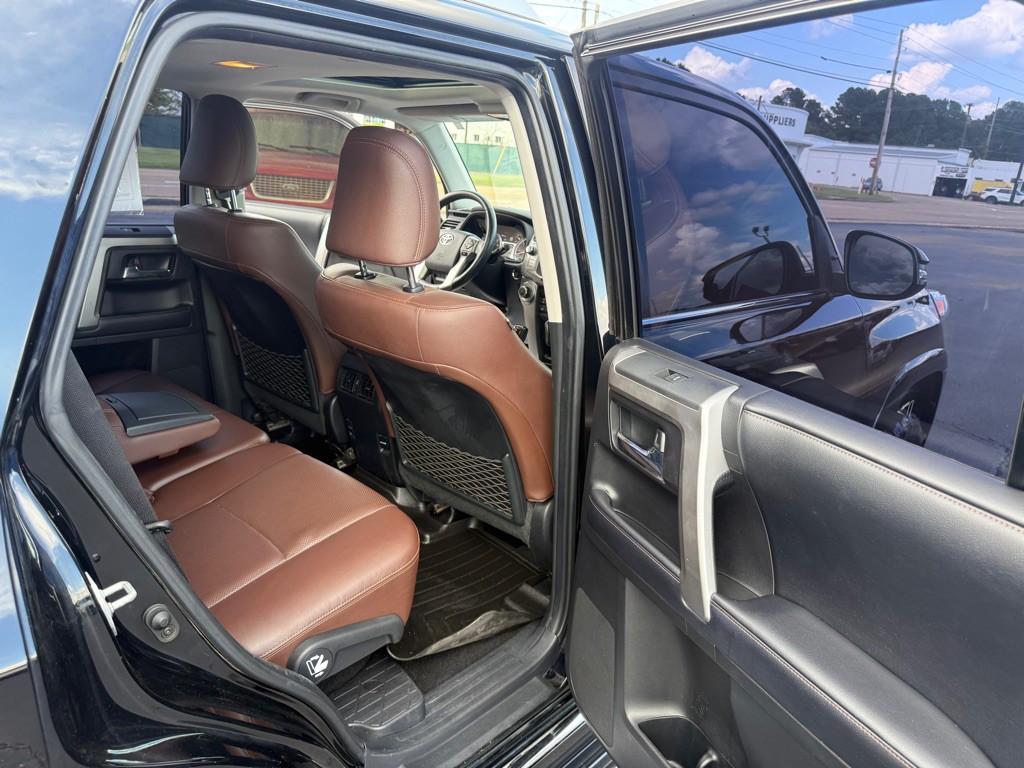 2019 Toyota 4Runner Image 23