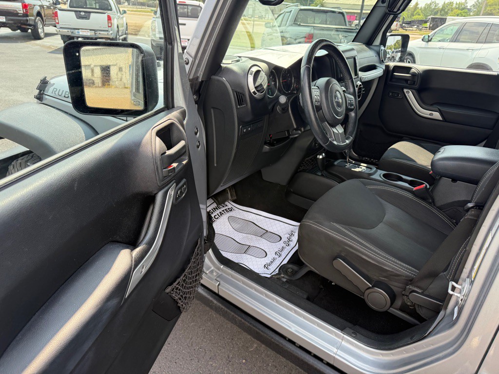 2015 Jeep Wrangler Unlimited Image 14
