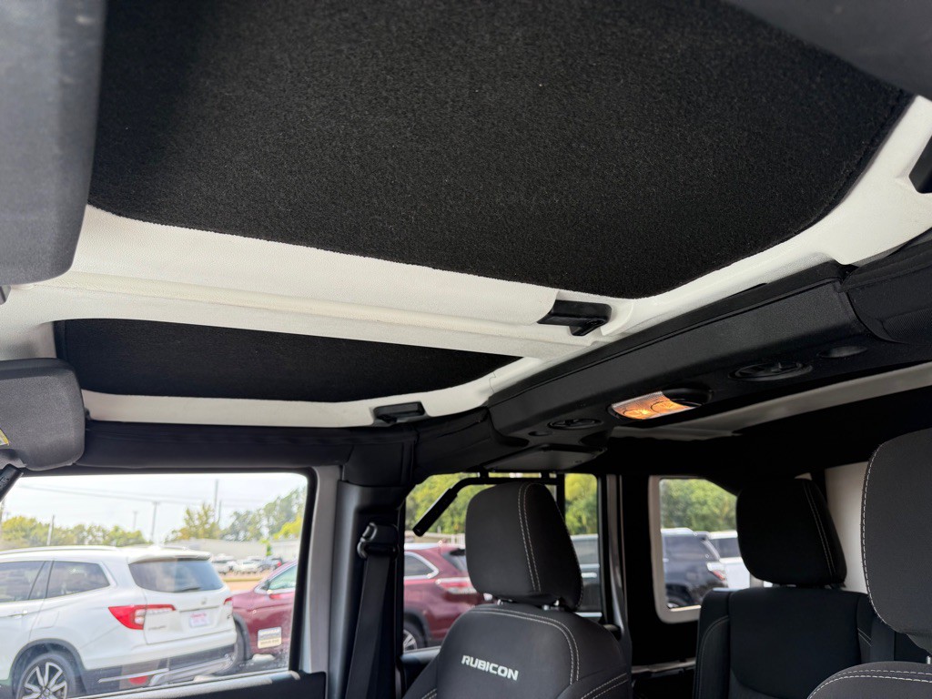 2015 Jeep Wrangler Unlimited Image 20