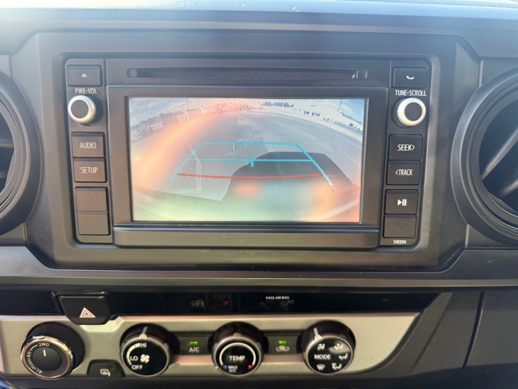 2018 Toyota Tacoma Image 15