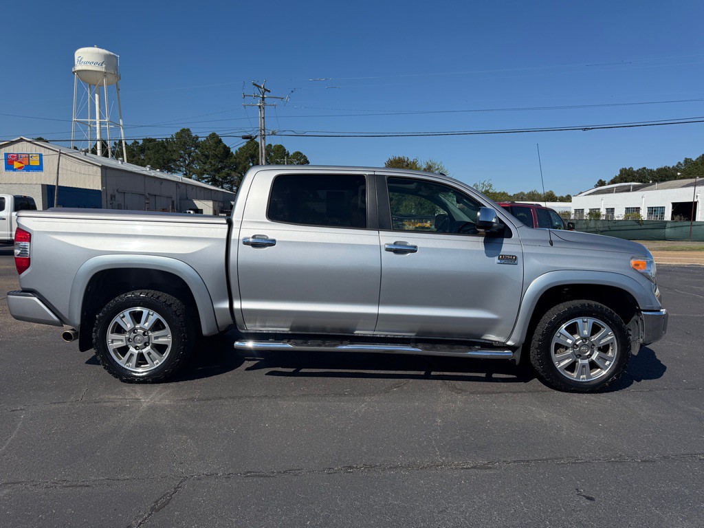 2016 Toyota Tundra Image 5
