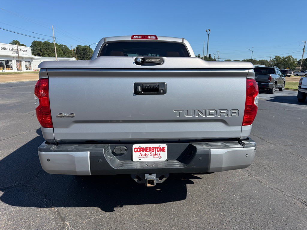 2016 Toyota Tundra Image 8