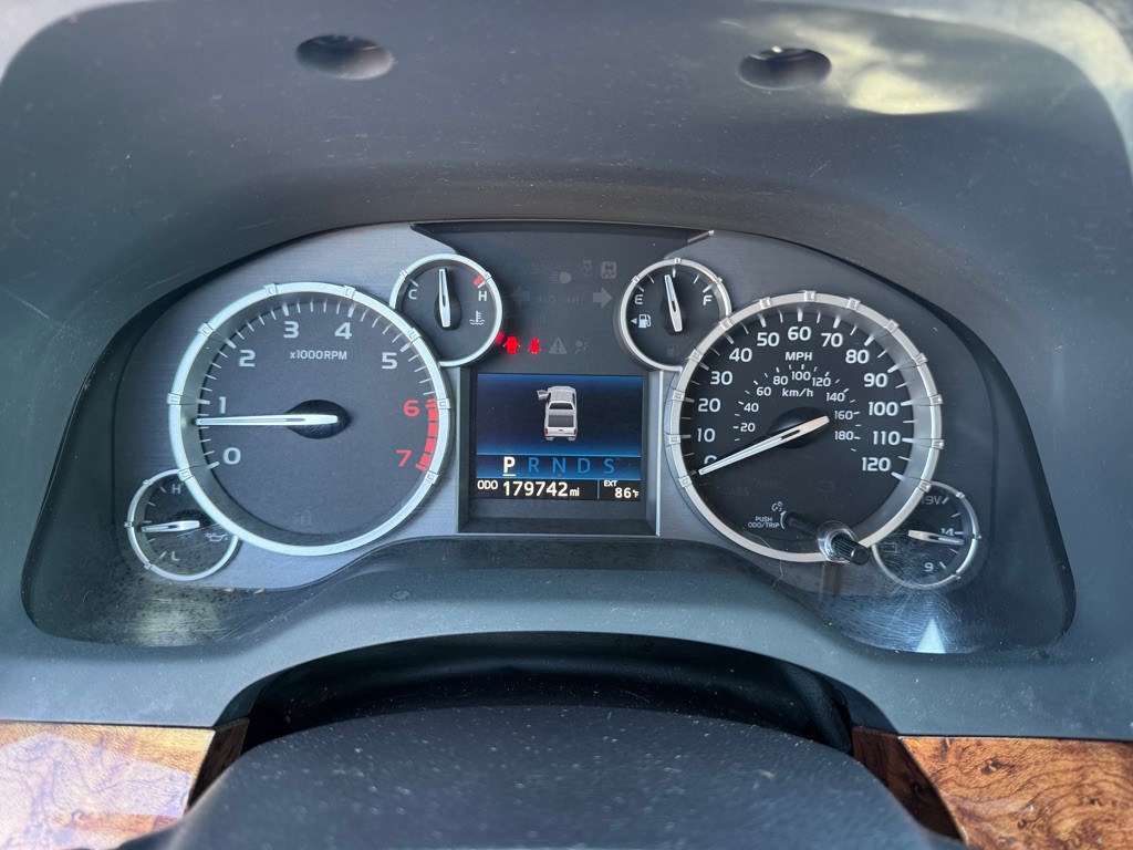 2016 Toyota Tundra Image 12