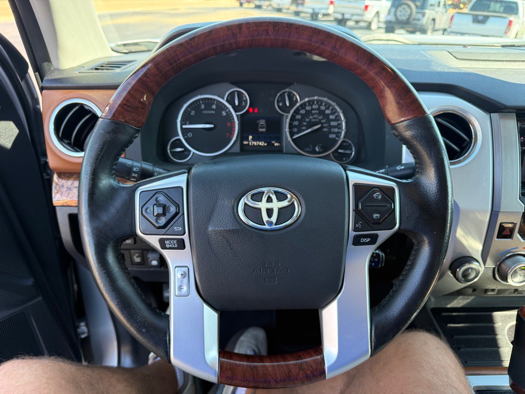 2016 Toyota Tundra Image 13