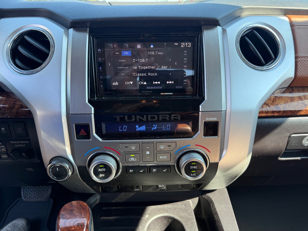 2016 Toyota Tundra Image 14