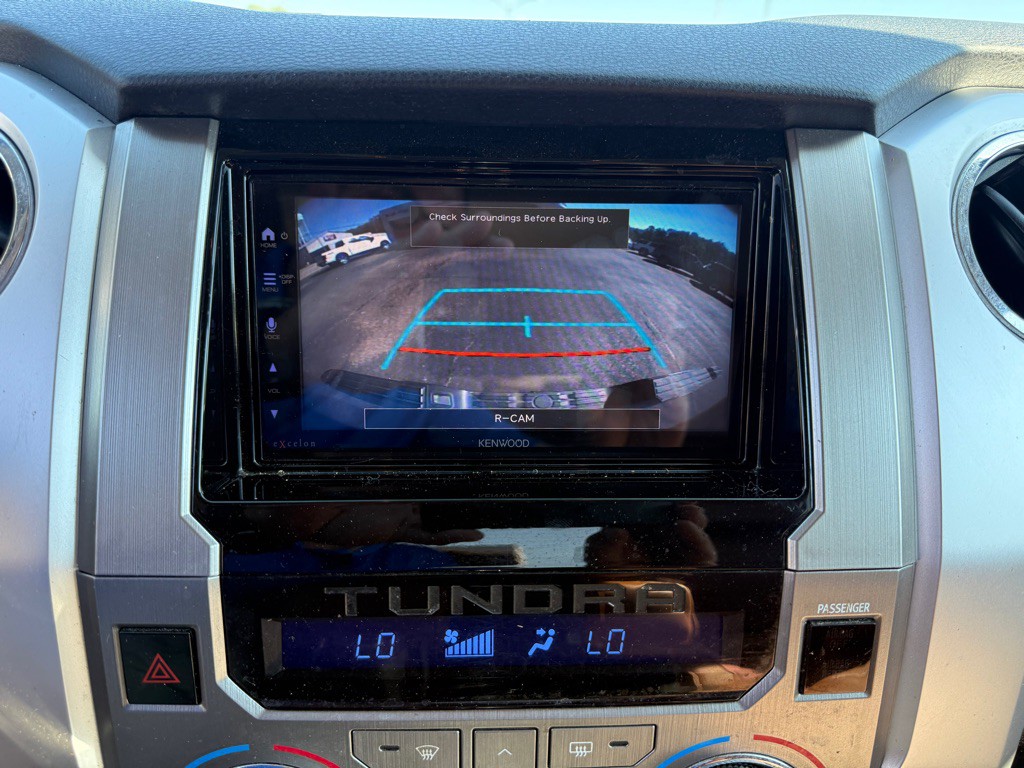 2016 Toyota Tundra Image 15