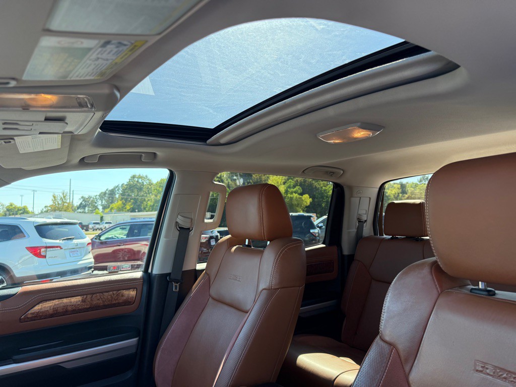2016 Toyota Tundra Image 21
