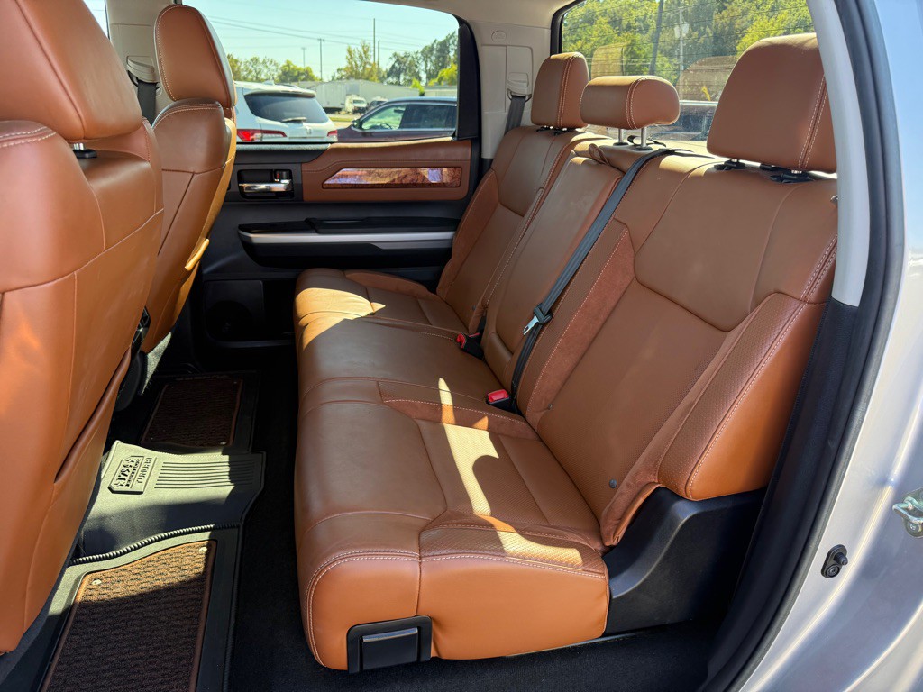 2016 Toyota Tundra Image 22