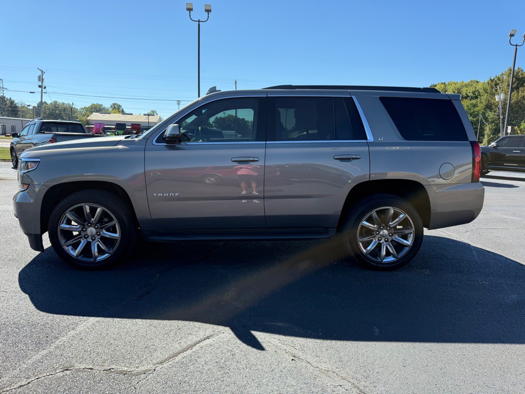 2018 Chevrolet Tahoe Image 2