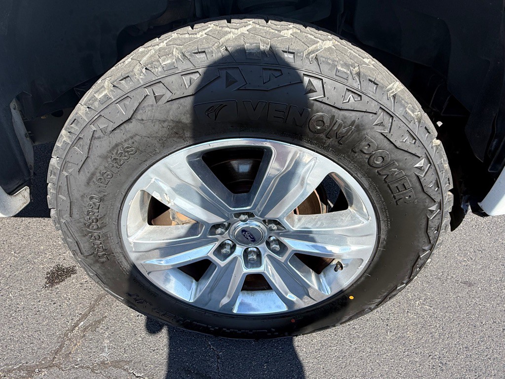 2017 Ford F-150 Image 12