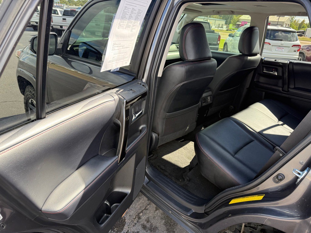 2019 Toyota 4Runner Image 24