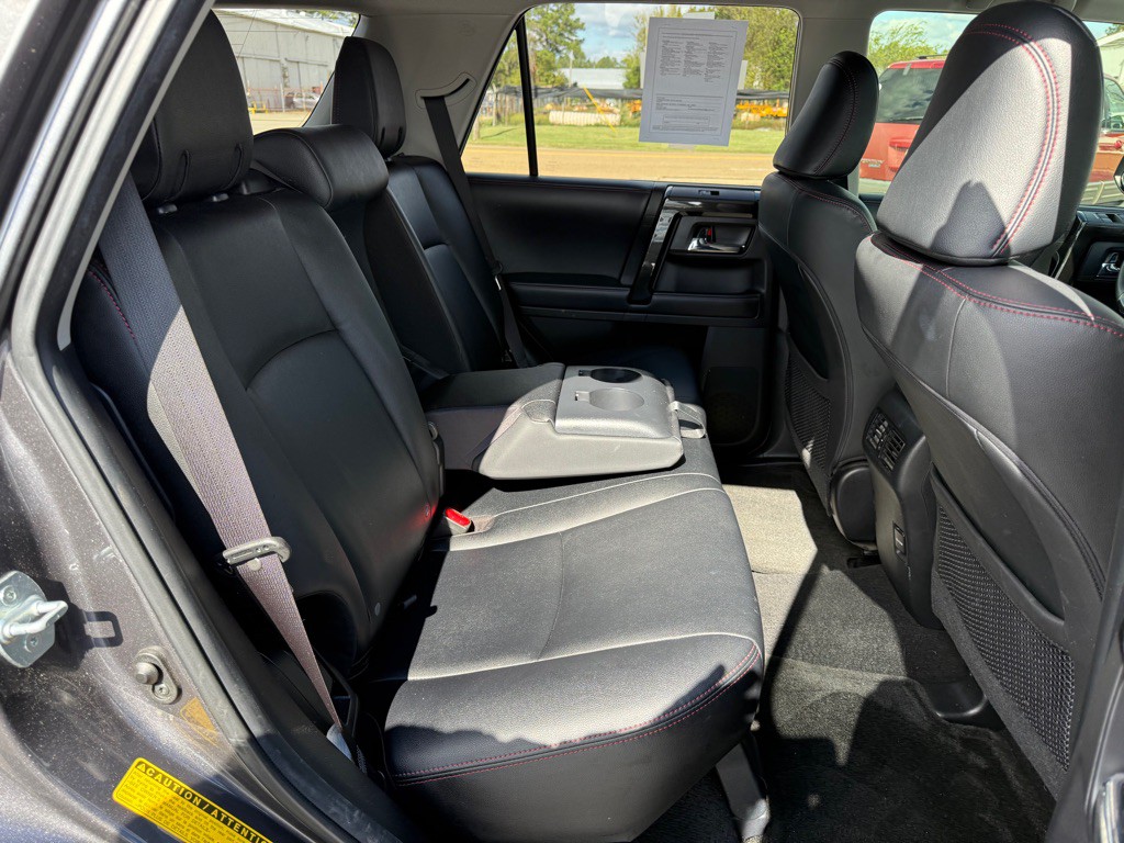 2019 Toyota 4Runner Image 26